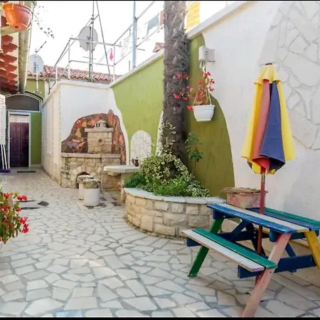 Kuca Za Odmor Lucy Lejlighed Pula
